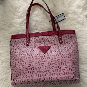 BRAND NEW Guess Handbag